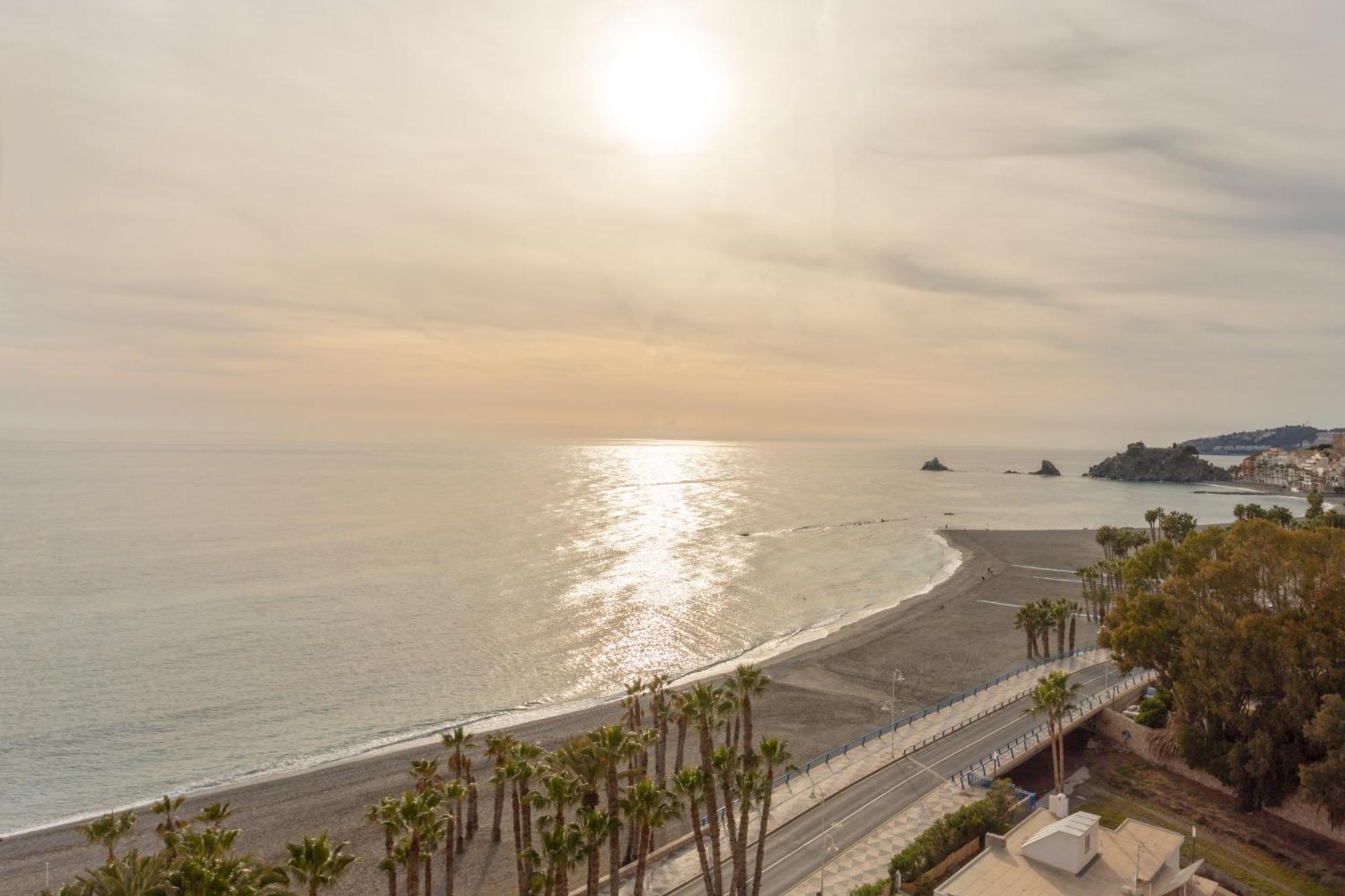 1003 - Seafront Apartment On El Paseo - Air Conditionning - Wi-Fi - Smart Tv Almuñécar Exteriör bild